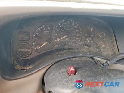 Zdjęcie 9 z 13 samochodu: 2002 GMC YUKON VIN:1GKEC13Z92R196410 - miniatura