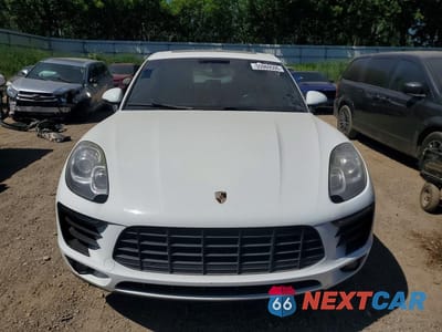Piąte zdjęcie samochodu w środku: 2016 PORSCHE MACAN S VIN:WP1AB2A56GLB41165 - miniatura