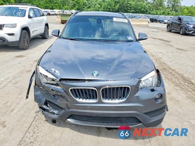 Piąte zdjęcie samochodu w środku: 2014 BMW X1 SDRIVE28I VIN:WBAVM1C58EVW46918 - miniatura
