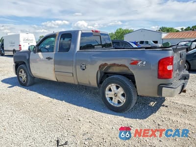 Drugie zdjęcie samochodu z przodu: 2008 CHEVROLET SILVERADO K1500 VIN:2GCEK190581257664 - miniatura