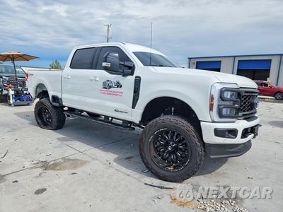Czwarte zdjęcie samochodu z boku: 2024 FORD F250 SUPER DUTY VIN:1FT8W2BT1REC27136 - miniatura