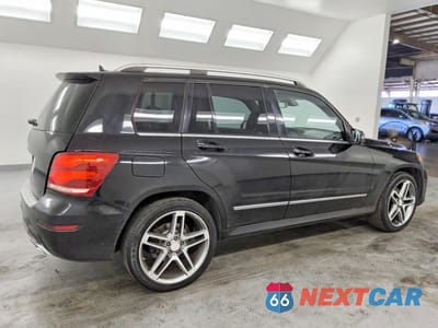 Trzecie zdjęcie samochodu z tyłu: 2013 MERCEDES-BENZ GLK 350 VIN:WDCGG5HB7DF944503 - miniatura