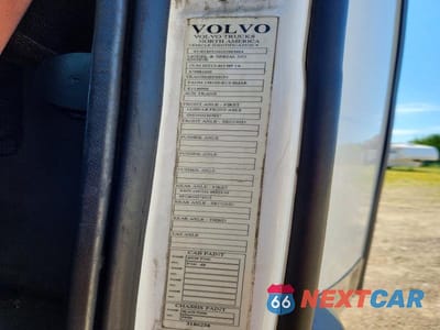Zdjęcie 10 z 10 samochodu: 2016 VOLVO VNL SEMI TRUCK VIN:4V4N39TG6GN965604 - miniatura