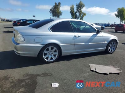 Trzecie zdjęcie samochodu z tyłu: 2000 BMW 323 CI VIN:WBABM3342YJN84496 - miniatura