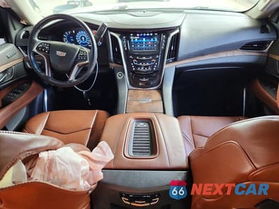 Zdjęcie 8 z 13 samochodu: 2018 CADILLAC ESCALADE ESV LUXURY VIN:1GYS4HKJ1JR367773 - miniatura