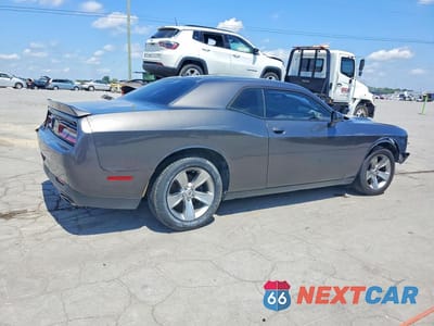 Trzecie zdjęcie samochodu z tyłu: 2019 DODGE CHALLENGER SXT VIN:2C3CDZAG3KH525302 - miniatura