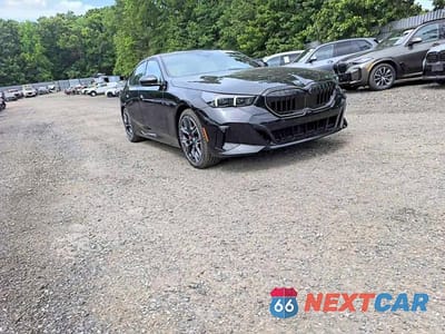 Trzecie zdjęcie samochodu z tyłu: 2026 BMW 530 XI VIN:WBA53FJ07TCW28698 - miniatura