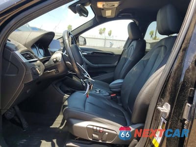 Zdjęcie 7 z 12 samochodu: 2021 BMW X1 SDRIVE28I VIN:WBXJG7C04M5U01633 - miniatura