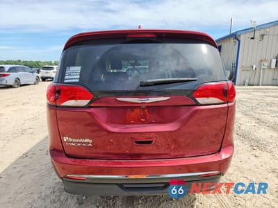 Zdjęcie 6 z 13 samochodu: 2020 CHRYSLER PACIFICA TOURING L VIN:2C4RC1BGXLR182881 - miniatura