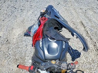 Piąte zdjęcie samochodu w środku: 2026 SUZUKI GSX-R750 VIN:JS1GR7MA2T7100266 - miniatura