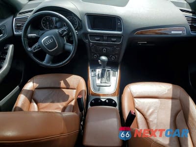Zdjęcie 8 z 13 samochodu: 2010 AUDI Q5 PREMIUM PLUS VIN:WA1LKAFP5AA097557 - miniatura