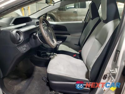 Zdjęcie 7 z 12 samochodu: 2012 TOYOTA PRIUS C ONE VIN:JTDKDTB31C1014204 - miniatura