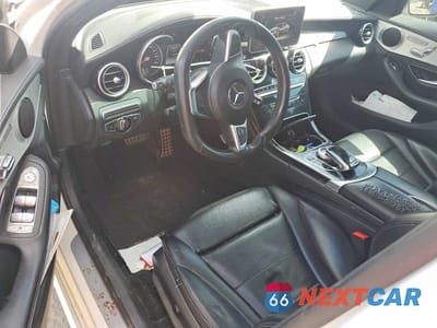 Zdjęcie 8 z 12 samochodu: 2016 MERCEDES-BENZ C 300 4MATIC VIN:55SWF4KB1GU106224 - miniatura