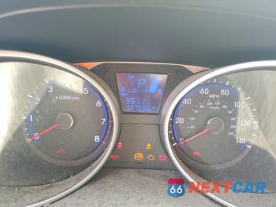 Zdjęcie 9 z 12 samochodu: 2012 HYUNDAI TUCSON LIMITED VIN:KM8JU3AC2CU487035 - miniatura
