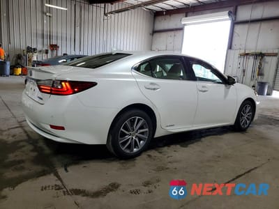 Trzecie zdjęcie samochodu z tyłu: 2016 LEXUS ES 300H VIN:JTHBW1GG2G2108214 - miniatura