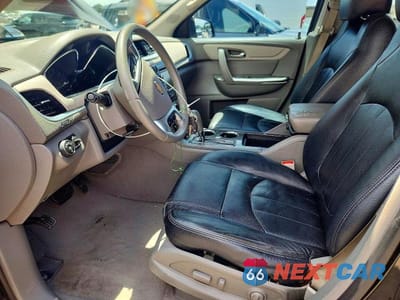Zdjęcie 7 z 12 samochodu: 2016 CHEVROLET TRAVERSE LT VIN:1GNKRHKD8GJ270246 - miniatura