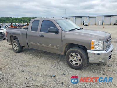 Czwarte zdjęcie samochodu z boku: 2012 CHEVROLET SILVERADO WORK TRUCK VIN:1GCRCSE04CZ211463 - miniatura