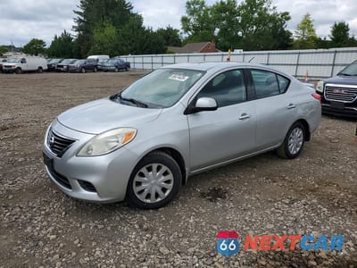 2014 NISSAN VERSA 1.6 SV 3N1CN7AP3EK445922 - główne zdjęcie licytacji z USA - miniatura