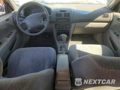Zdjęcie 8 z 12 samochodu: 2002 TOYOTA COROLLA LE VIN:2T1BR18E22C574600 - miniatura