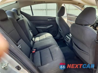 Zdjęcie 10 z 13 samochodu: 2019 NISSAN ALTIMA SV VIN:1N4BL4DVXKC126211 - miniatura