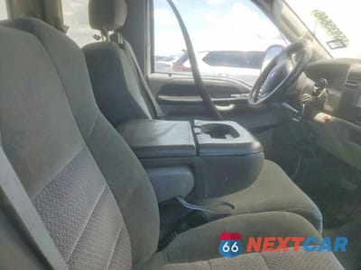 Zdjęcie 10 z 12 samochodu: 2003 FORD F250 SUPER DUTY VIN:1FTNX20L93EB85003 - miniatura