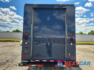 Zdjęcie 6 z 12 samochodu: 2021 FORD F59 DELIVERY TRUCK VIN:1F65F5KN2M0A01833 - miniatura