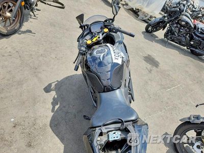 Zdjęcie 6 z 9 samochodu: 2024 KAWASAKI ZX400 P VIN:ML5ZXCP1XRDA23873 - miniatura