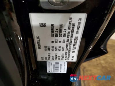Zdjęcie 12 z 12 samochodu: 2022 TESLA MODEL 3 VIN:5YJ3E1EB8NF272108 - miniatura