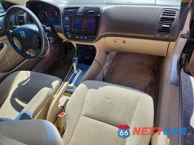 Zdjęcie 8 z 12 samochodu: 2004 HONDA CIVIC LX VIN:1HGEM22564L033668 - miniatura