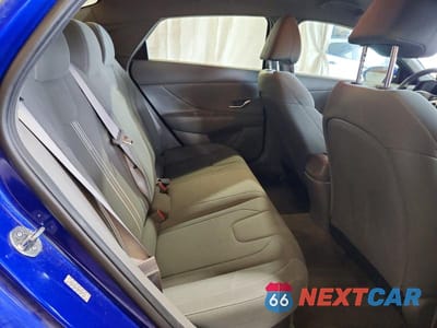 Zdjęcie 10 z 12 samochodu: 2023 HYUNDAI ELANTRA BLUE VIN:KMHLM4AJ8PU054774 - miniatura