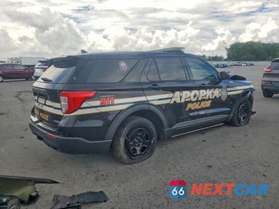 Trzecie zdjęcie samochodu z tyłu: 2021 FORD EXPLORER POLICE INTERCEPTOR VIN:1FM5K8AB2MGB83165 - miniatura