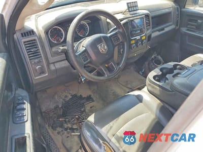 Zdjęcie 8 z 12 samochodu: 2015 RAM 5500 VIN:3C7WRNEL3FG705785 - miniatura