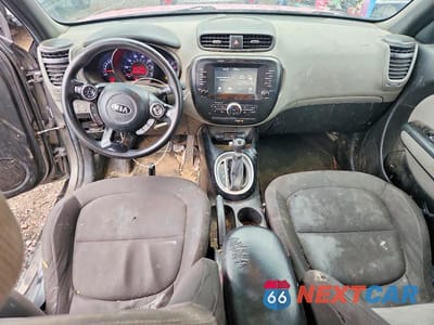 Zdjęcie 8 z 12 samochodu: 2018 KIA SOUL BASE VIN:KNDJN2A21J7572902 - miniatura