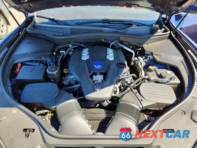 Zdjęcie 12 z 13 samochodu: 2017 MASERATI LEVANTE S LUXURY VIN:ZN661YUL0HX229533 - miniatura