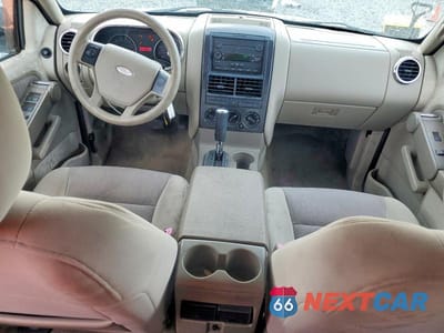 Zdjęcie 8 z 12 samochodu: 2007 FORD EXPLORER XLT VIN:1FMEU63E37UB57041 - miniatura