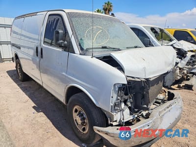 Czwarte zdjęcie samochodu z boku: 2022 CHEVROLET EXPRESS G2500 VIN:1GCWGAFP3N1184237 - miniatura