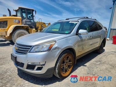 2015 CHEVROLET TRAVERSE LT 1GNKRHKD0FJ360229 - główne zdjęcie licytacji z USA - miniatura