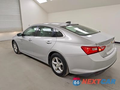 Drugie zdjęcie samochodu z przodu: 2017 CHEVROLET MALIBU LS VIN:1G1ZC5ST6HF125508 - miniatura