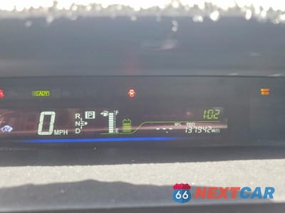 Zdjęcie 9 z 13 samochodu: 2012 TOYOTA PRIUS V FIVE VIN:JTDZN3EU9C3080360 - miniatura
