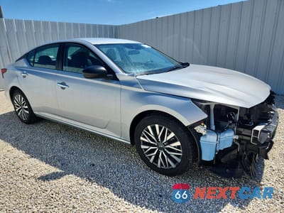 Czwarte zdjęcie samochodu z boku: 2025 NISSAN ALTIMA SV VIN:1N4BL4DV0SN386864 - miniatura