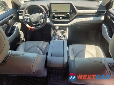Zdjęcie 8 z 13 samochodu: 2023 TOYOTA HIGHLANDER LIMITED VIN:5TDKDRBH5PS020580 - miniatura
