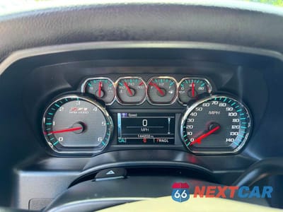 Zdjęcie 11 z 12 samochodu: 2017 CHEVROLET SILVERADO K1500 LT VIN:1GCVKREC7HZ117671 - miniatura