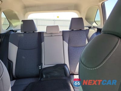 Zdjęcie 10 z 13 samochodu: 2023 TOYOTA RAV4 HYBRID XLE VIN:JTMRWRFVXPD206684 - miniatura