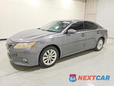 2013 LEXUS ES 300H JTHBW1GGXD2004601 - główne zdjęcie licytacji z USA - miniatura