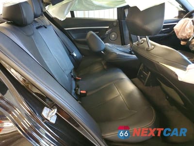 Zdjęcie 10 z 13 samochodu: 2018 BMW 340 XI VIN:WBA8B7G54JNU95098 - miniatura