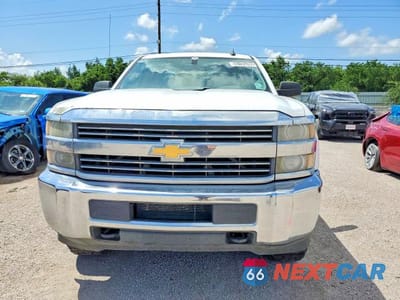 Piąte zdjęcie samochodu w środku: 2016 CHEVROLET SILVERADO K2500 HEAVY DUTY VIN:1GC2KUEG9GZ133457 - miniatura