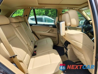 Zdjęcie 11 z 13 samochodu: 2013 BMW X5 XDRIVE35I VIN:5UXZV4C57D0E04475 - miniatura