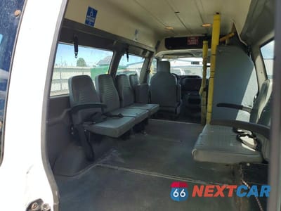 Zdjęcie 10 z 13 samochodu: 2013 FORD ECONOLINE E250 VAN VIN:1FTNS2EW4DDA92219 - miniatura
