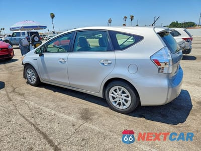 Drugie zdjęcie samochodu z przodu: 2014 TOYOTA PRIUS V TWO VIN:JTDZN3EU0E3363328 - miniatura