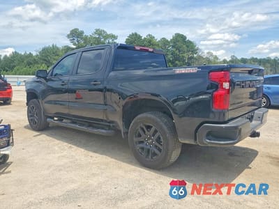 Drugie zdjęcie samochodu z przodu: 2025 CHEVROLET SILVERADO K1500 TRAIL BOSS CUSTOM VIN:3GCPKCEK5SG333281 - miniatura